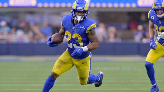 Oct 15, 2023; Inglewood, California, USA; Los Angeles Rams running back Kyren Williams (23) runs against the Arizona Cardinals during the second half at SoFi Stadium. Mandatory Credit: Alex Gallardo-USA TODAY Sports  